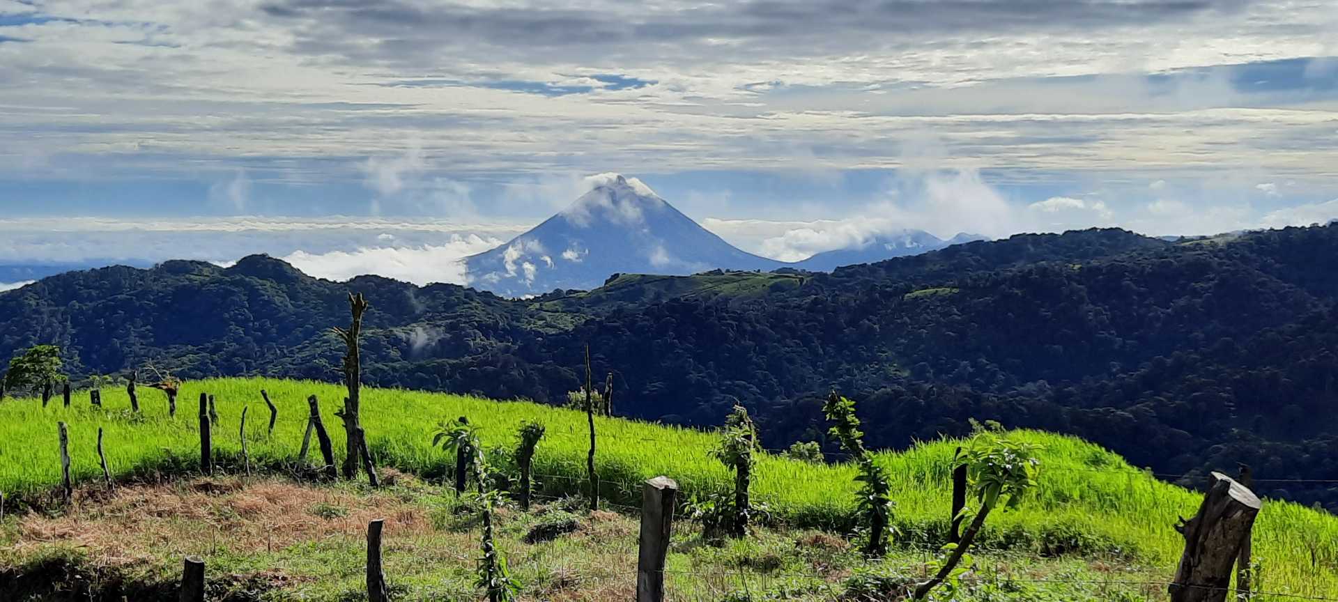 Arenal Volcano in the distance